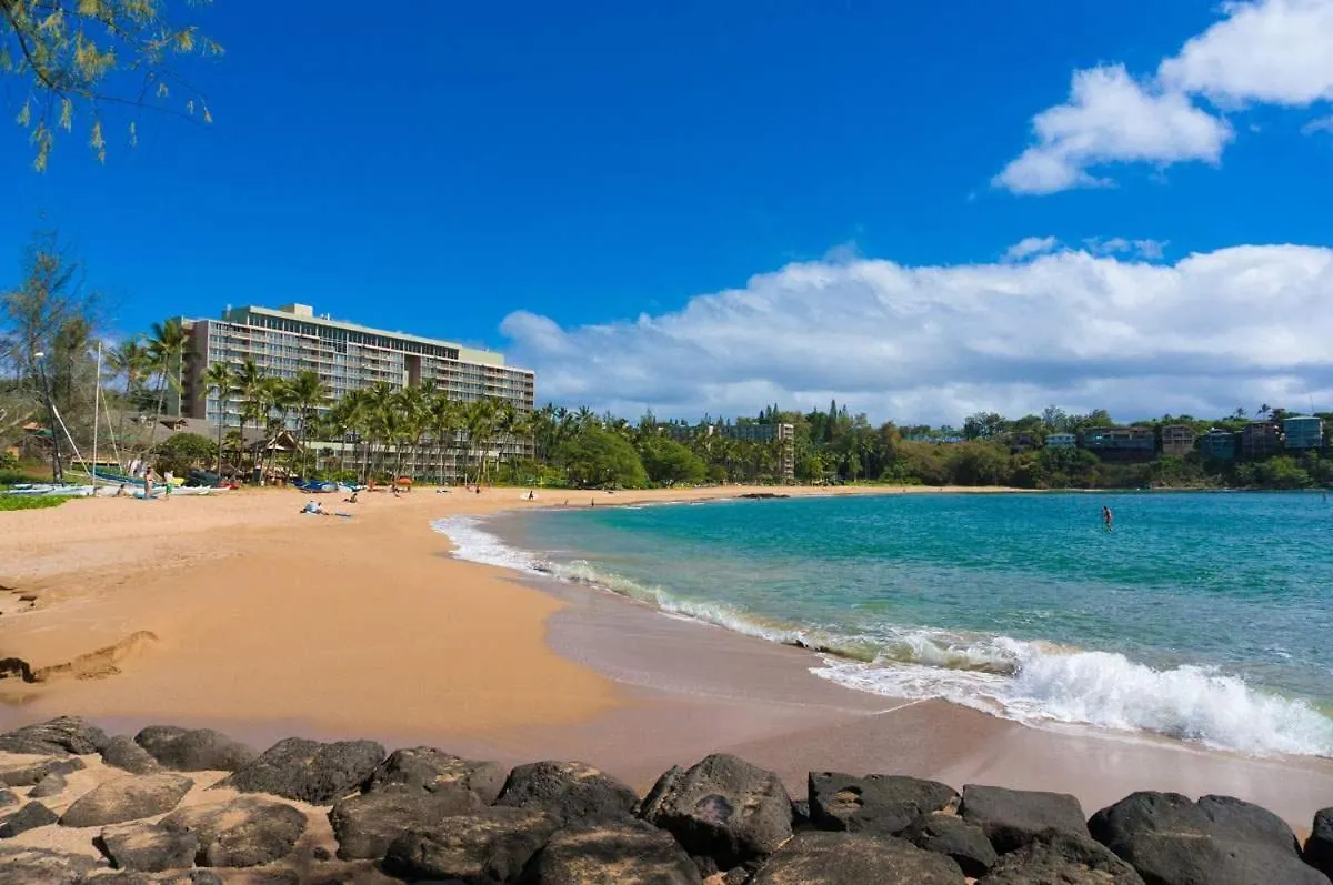 Beachfront Bungalow Walk To Ocean & Restaurants Lihue
