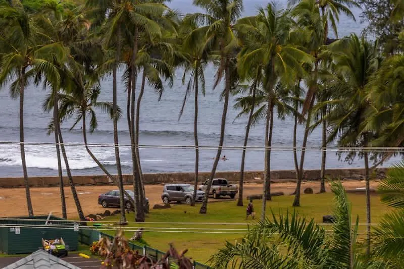 Beachfront Bungalow Walk To Ocean & Restaurants Lihue